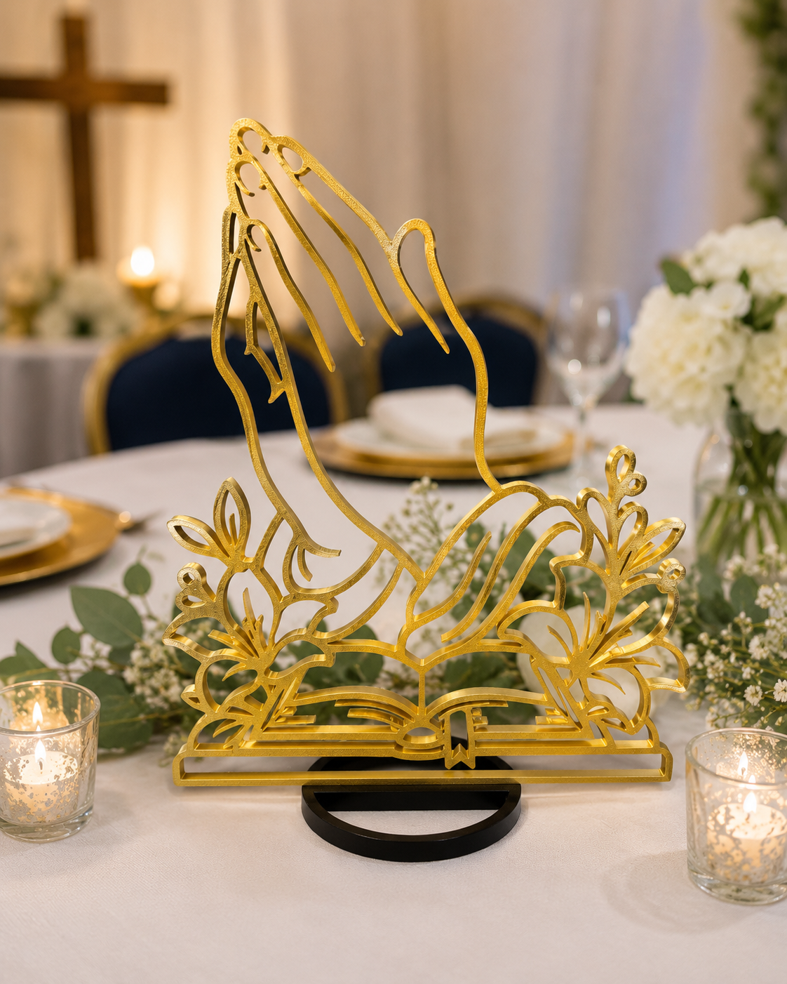 Praying Hands Centerpiece – A Meaningful Addition to Your Special Event