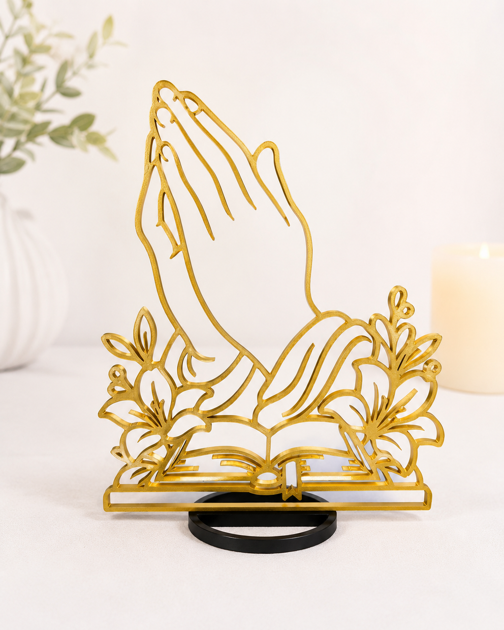 Praying Hands Centerpiece – A Meaningful Addition to Your Special Event